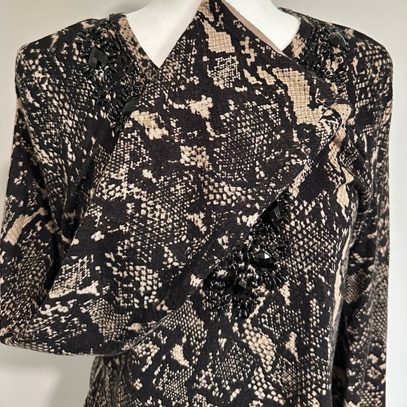 INC Black and Cream Sweater Tunic Animal Print NWT - Picture 3 of 8